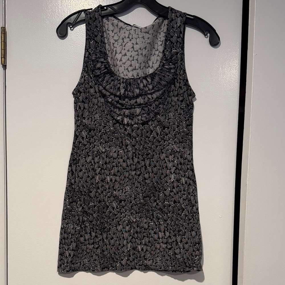 Elie Tahari Charcoal and Black heart Patterned Tank Top with Ruffled Placard